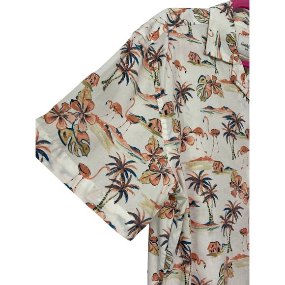 Goodfellow & Co Men's Short Sleeve Tropical Beach Standard Fit Untucked Length - Picture 6 of 6